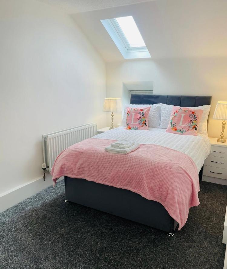 Ballycastle Town Centre Studio Apartment Екстер'єр фото